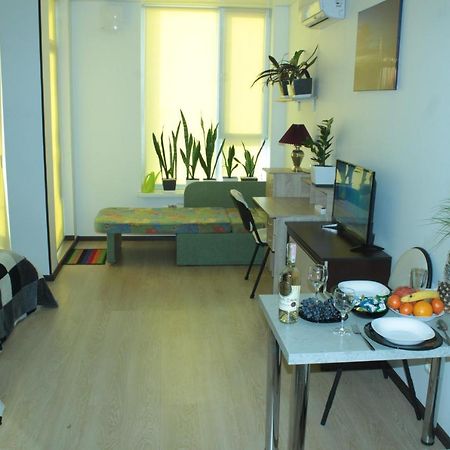 Comfortable Studio Apartments In A Secure Residential Complex Comfort Town Кт-02 Kiev Bagian luar foto