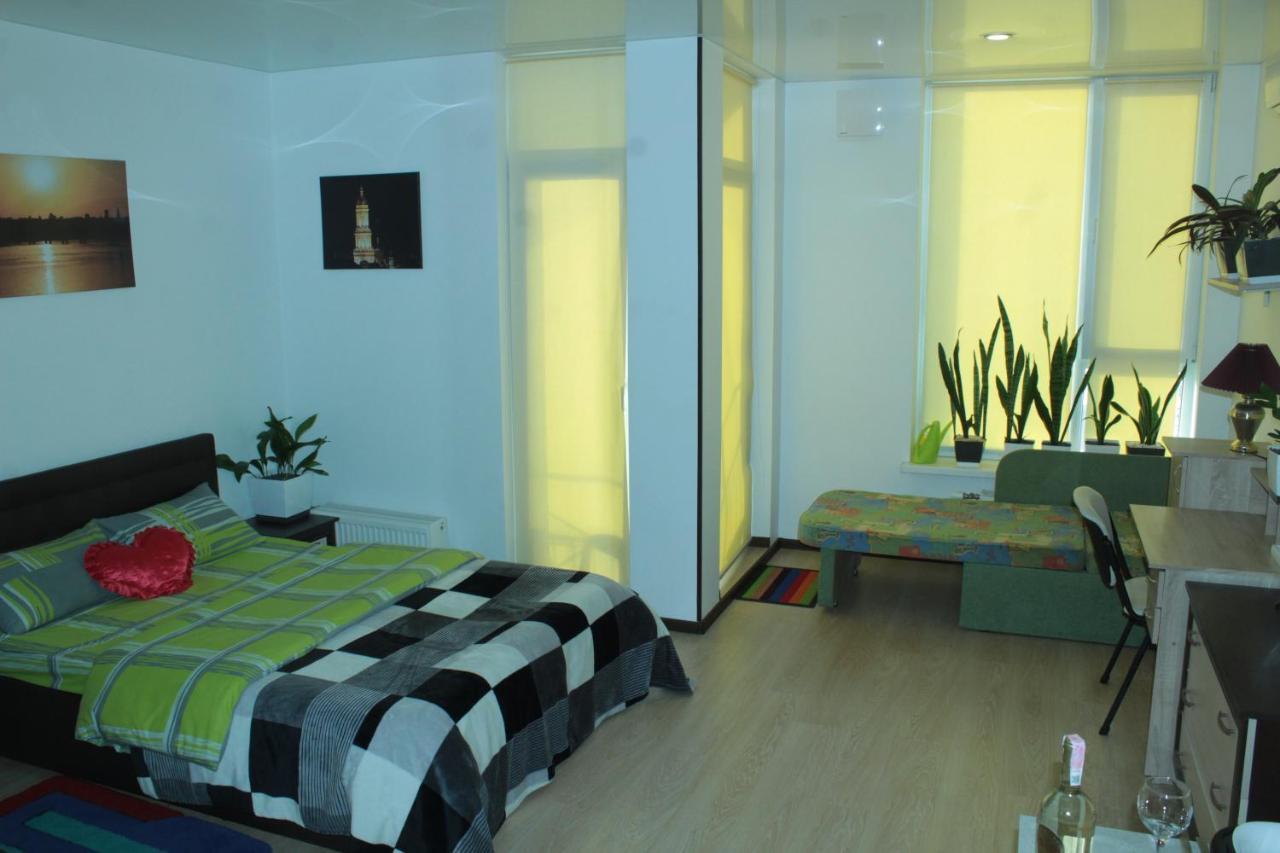 Comfortable Studio Apartments In A Secure Residential Complex Comfort Town Кт-02 Kiev Bagian luar foto